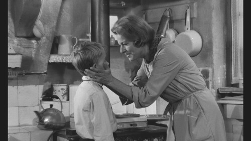 Un.gosse.de.la.butte.1964.1080p.Blu-ray.AVC.DTS-HD.MA.2.0-AdBlue_20221213_132003.680.jpg