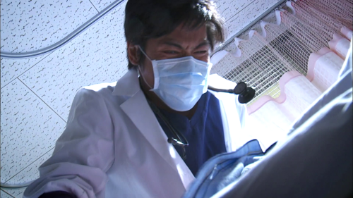 Iryu Team.Medical.Dragon.4.E01.2014.Amazon.WEB DL.1080p.H264.DDP HDCTV.mkv. vthumb 01