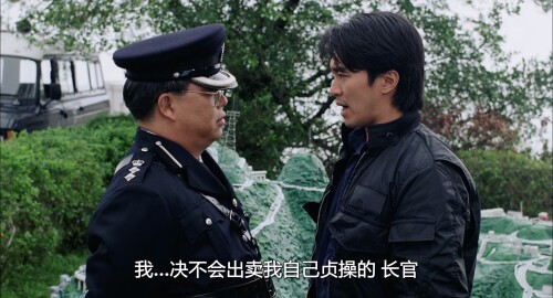 逃学威龙.1991.BDRip.Fight Back to School.GBR.4Audios.FFans@至尊宝.mkv 20231009 165018.120