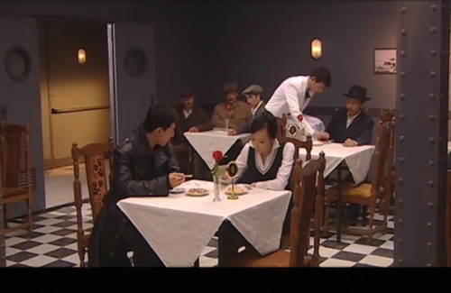 EP06_cover3936241707227aa3.png