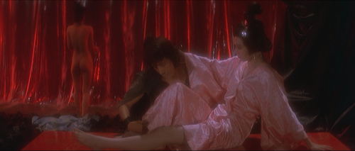 .1984.BDRip.Lust-for-love-of-a-chinese-courtesan.AUS.3Audios.FFans.mkv_20251215_222811.365.png